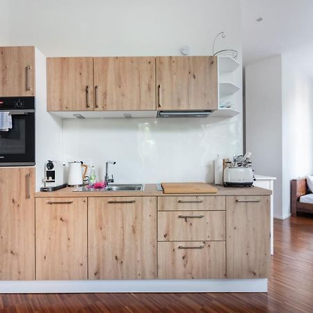 Cozy And Central City Apartment At The Belvedere Viena Exterior foto