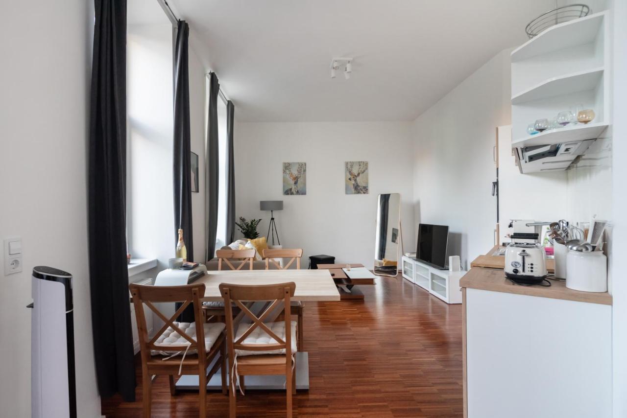 Cozy And Central City Apartment At The Belvedere Viena Exterior foto